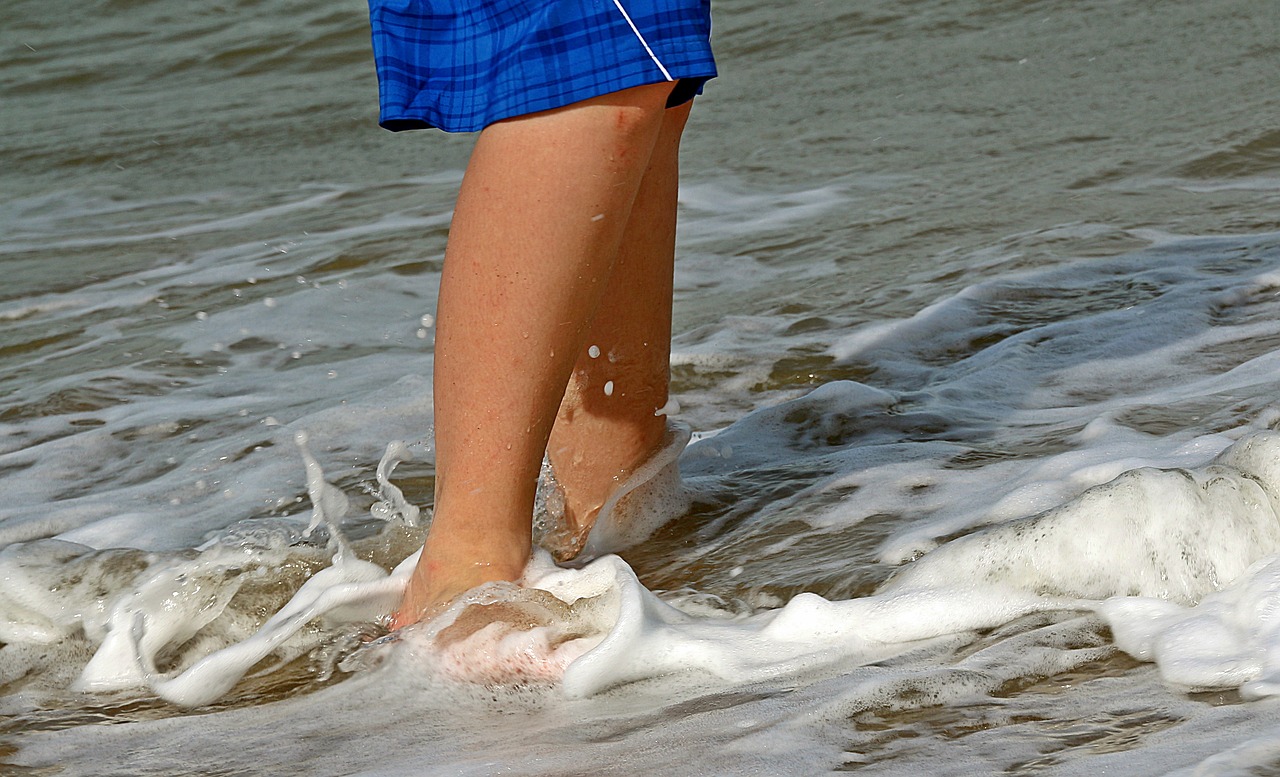 feet legs sand free photo