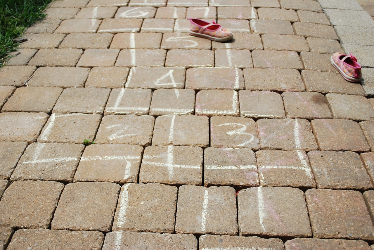 feet shoes hopscotch free photo