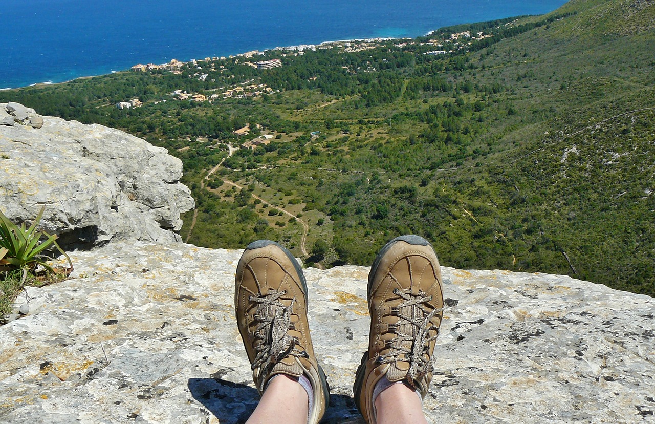 feet hiking shoes shoes free photo