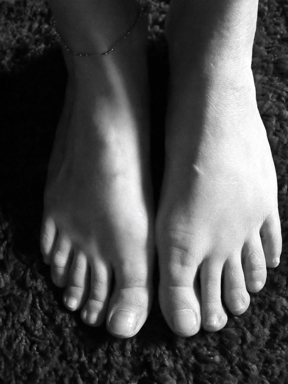feet  stable  barefoot free photo