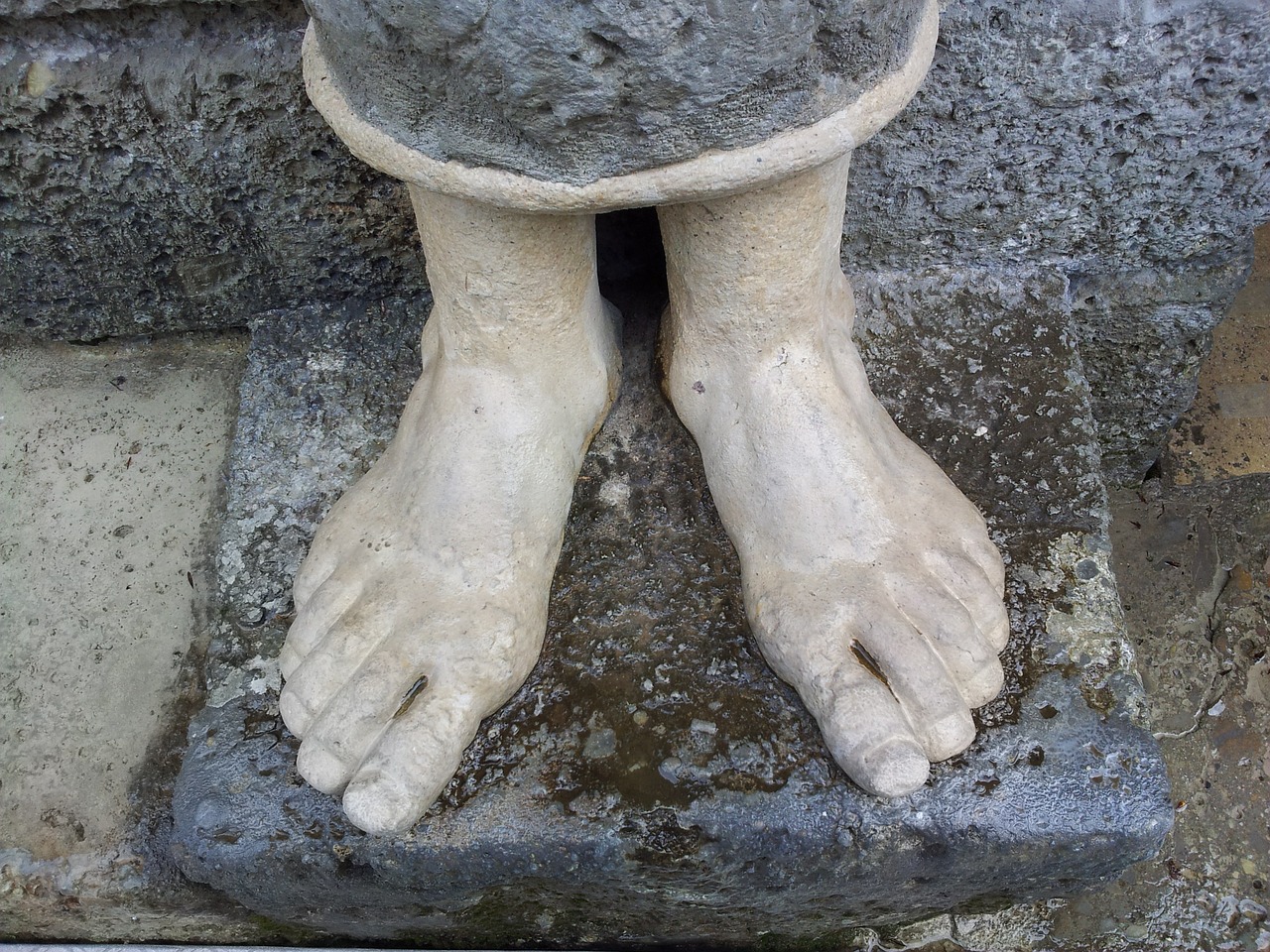 feet sculpture barefoot free photo