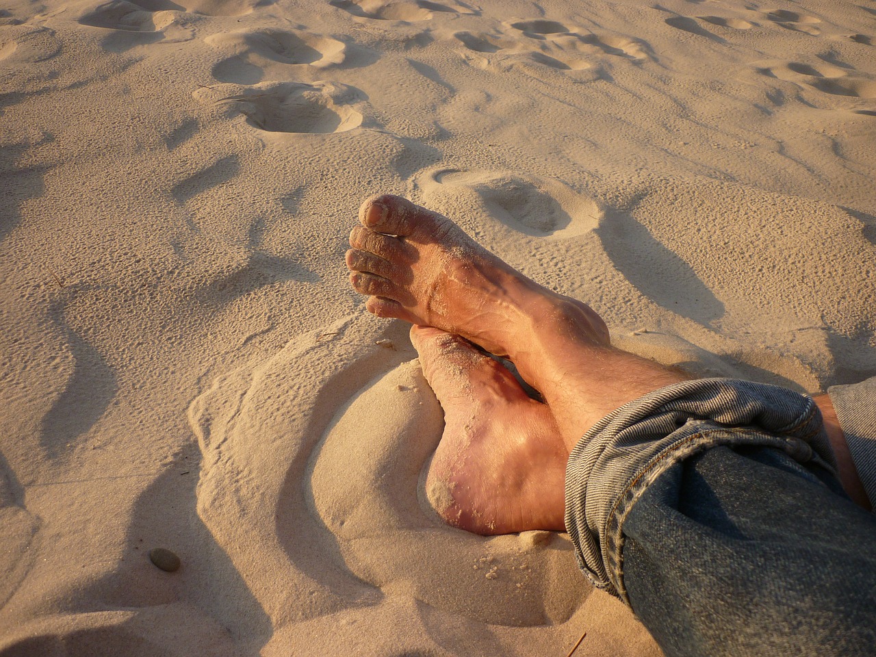 feet beach barefoot free photo