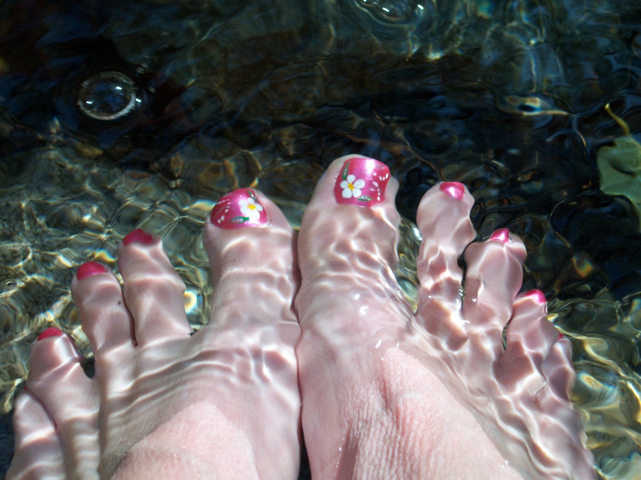 feet water toe nails free photo