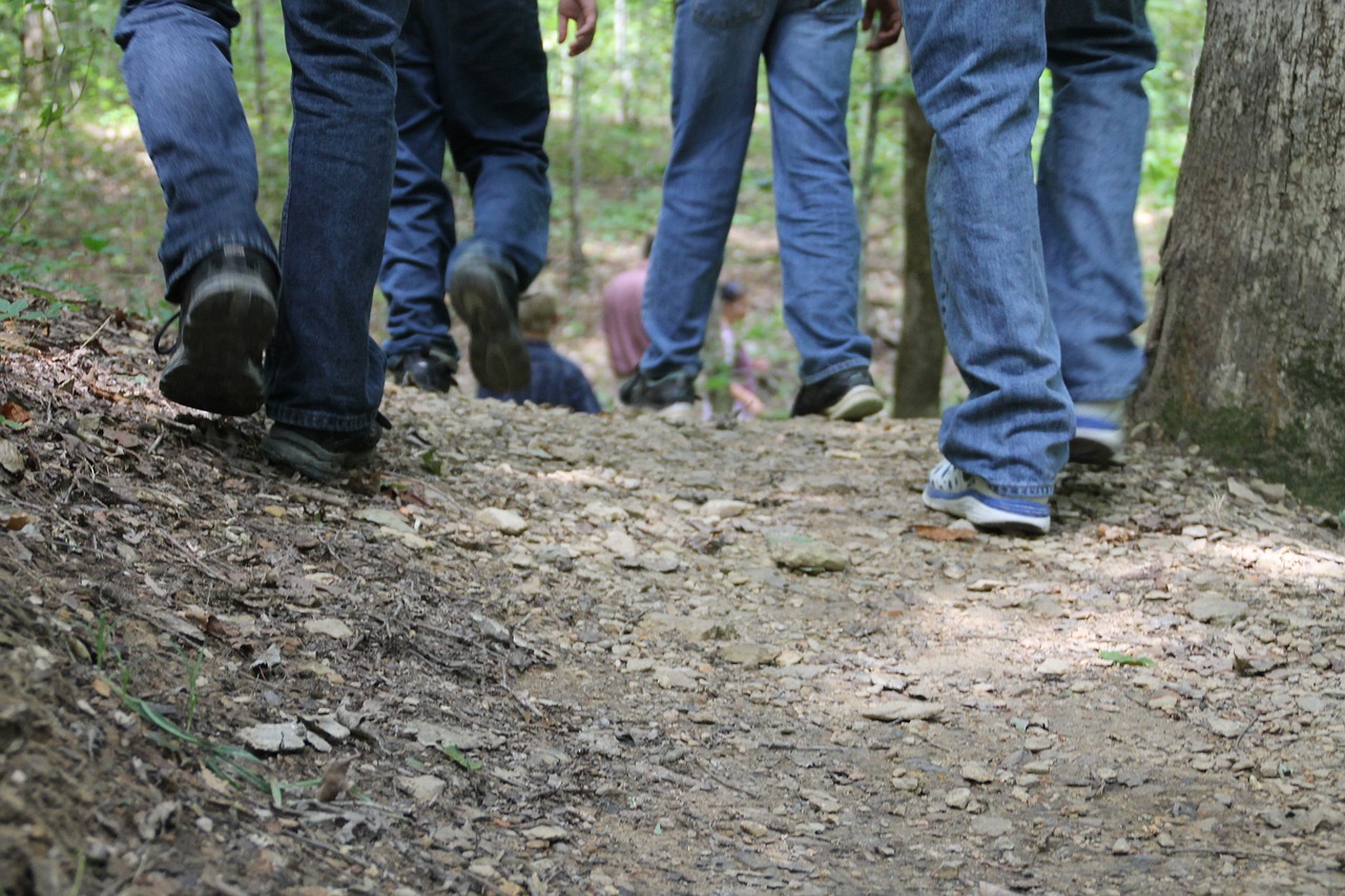 feet walking hiking free photo