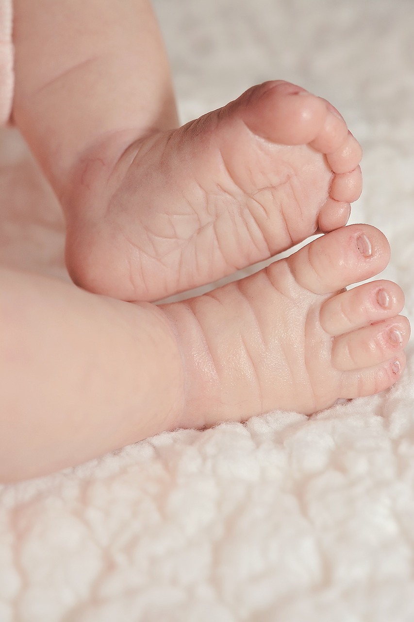 feet babyfüße baby free photo