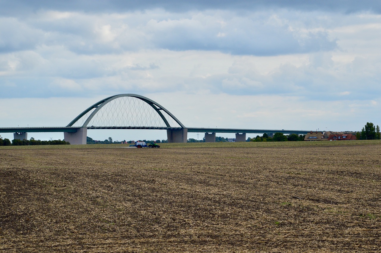 fehmarn  fehmarnsund  bridge free photo