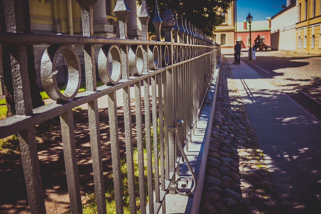 fence street yard free photo