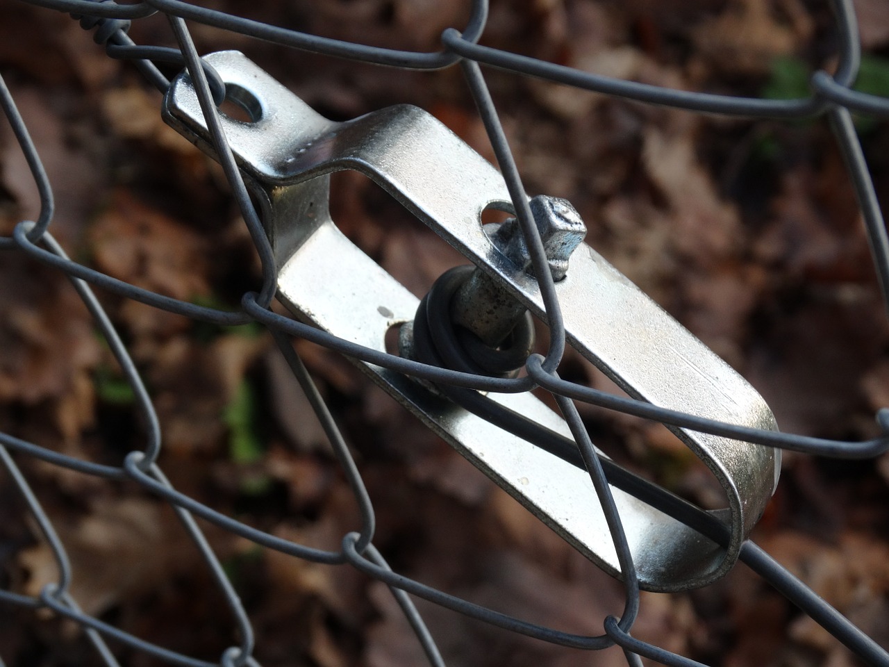 fence adjuster fence wire fence wire lock free photo