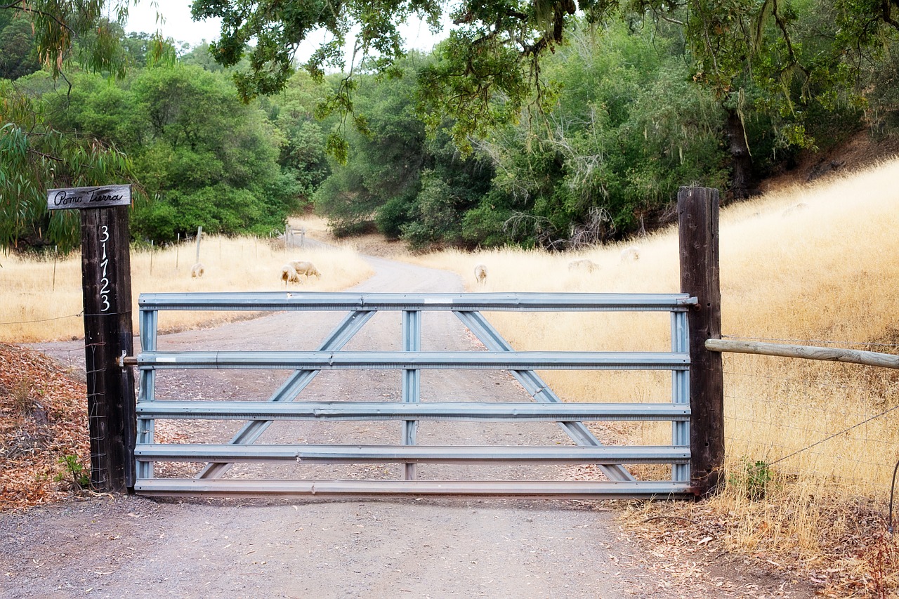 fence gate rural gate free photo