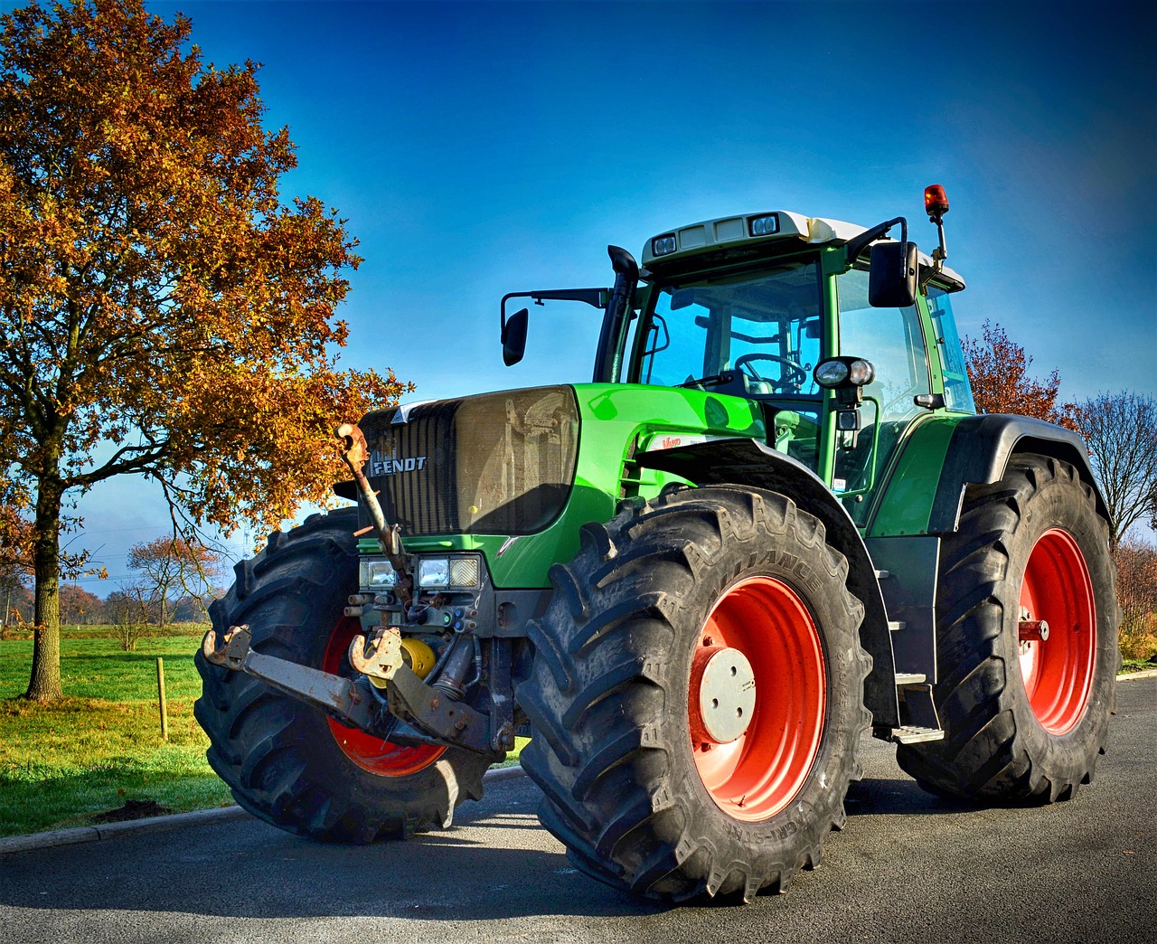 fendt  fendt 930  tractor free photo