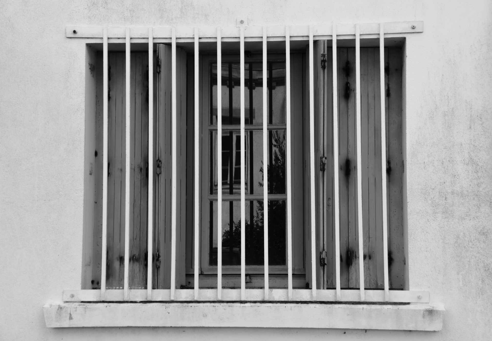 window bars protection free photo