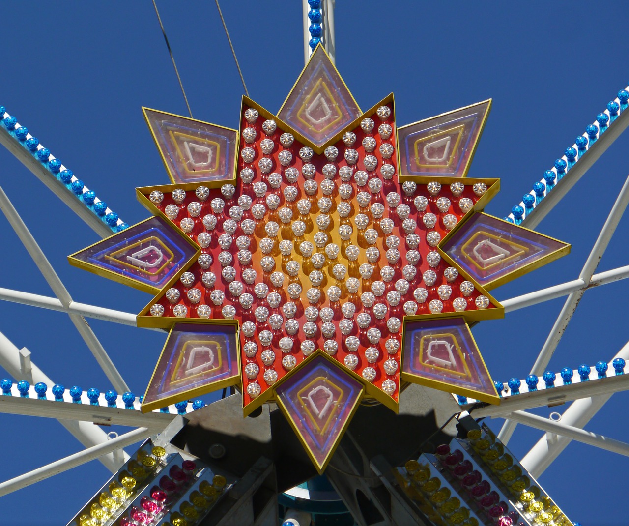 ferris wheel central axis star free photo