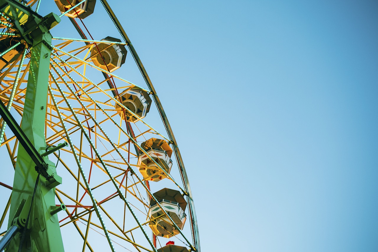 ferris wheel amusement park architecture free photo