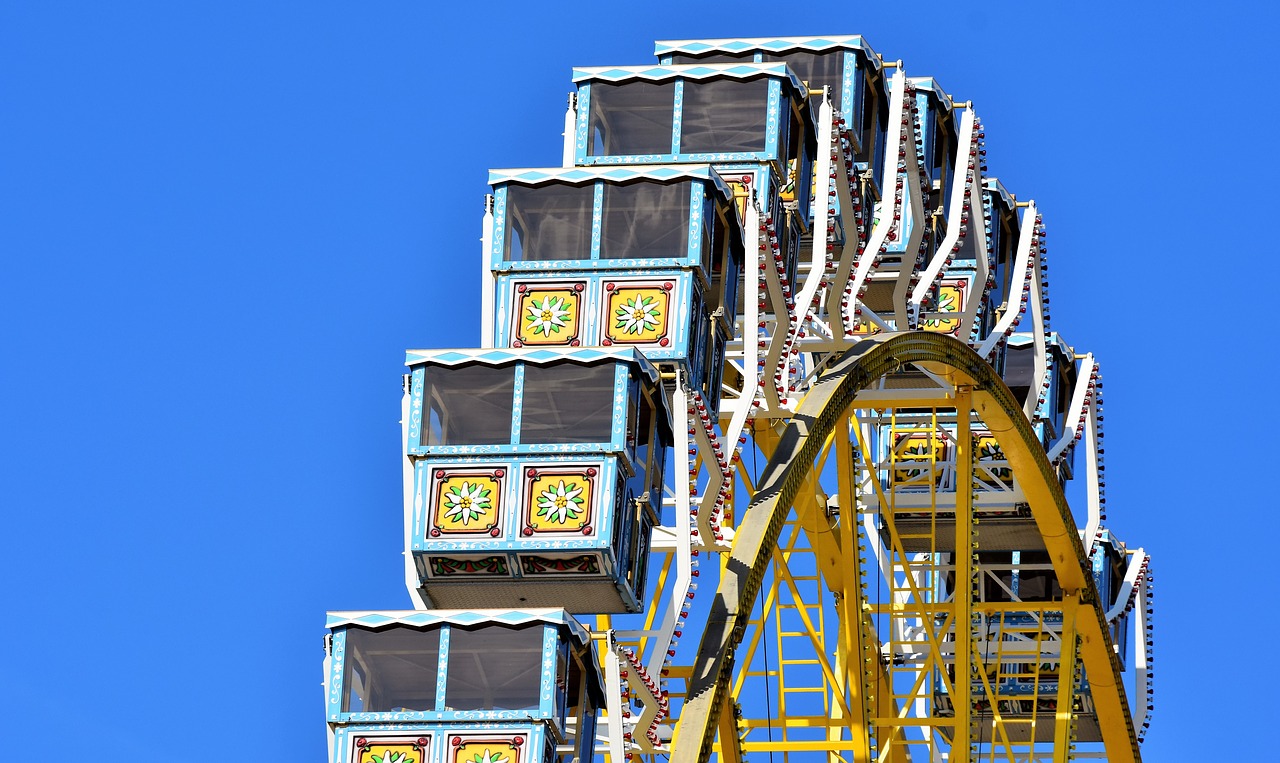 ferris wheel  fair  oktoberfest free photo