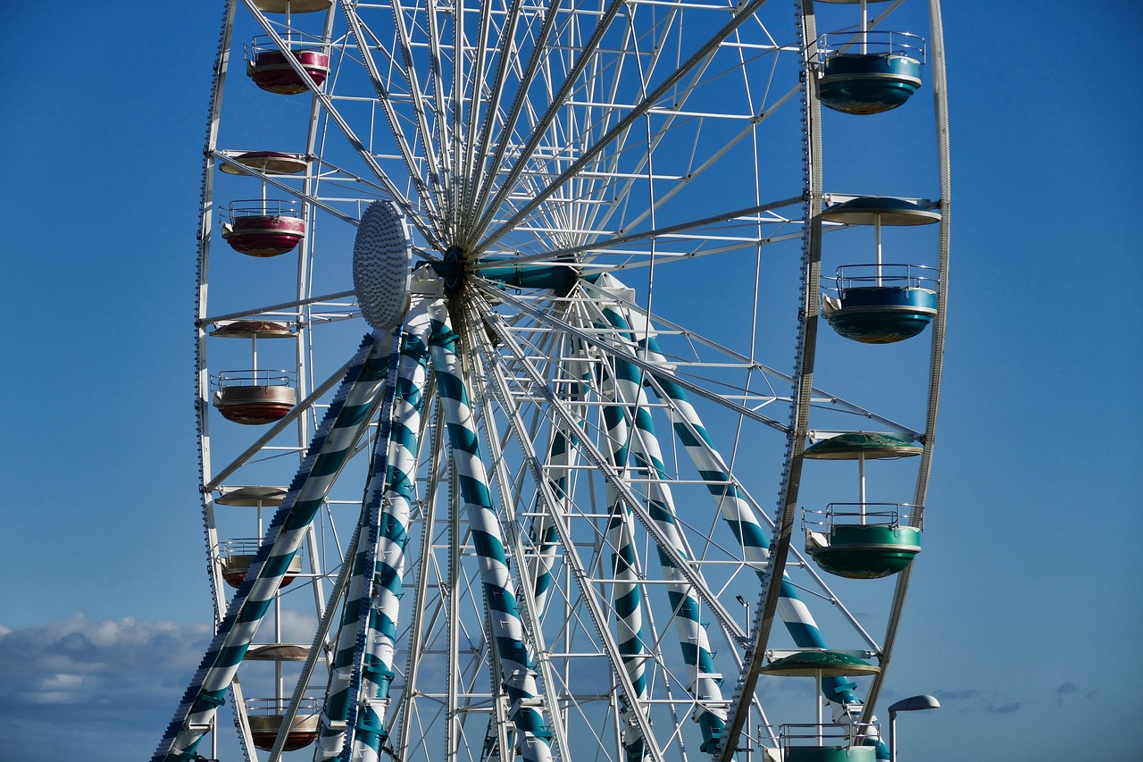 ferris wheel  landmark  royan free photo