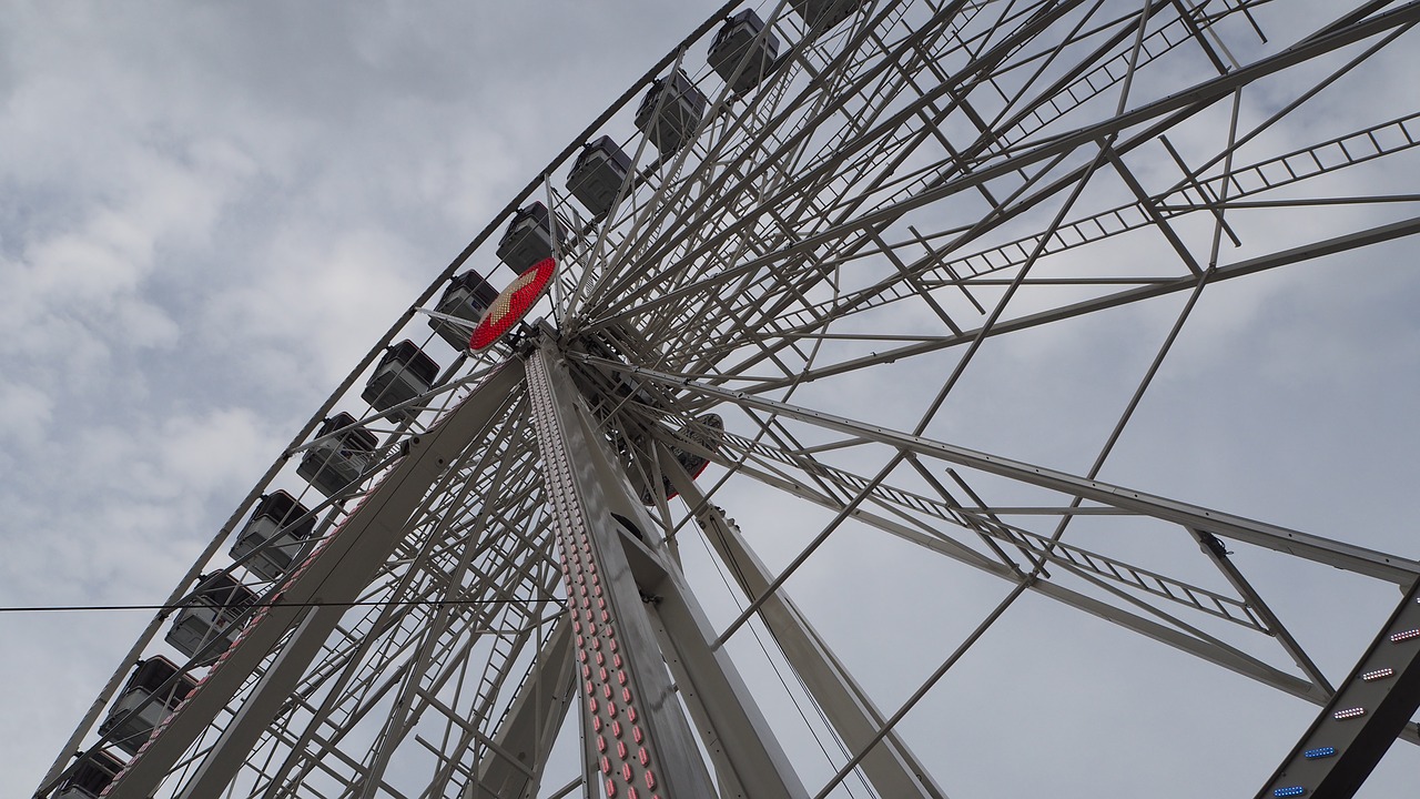 ferris wheel  gondola  sky free photo