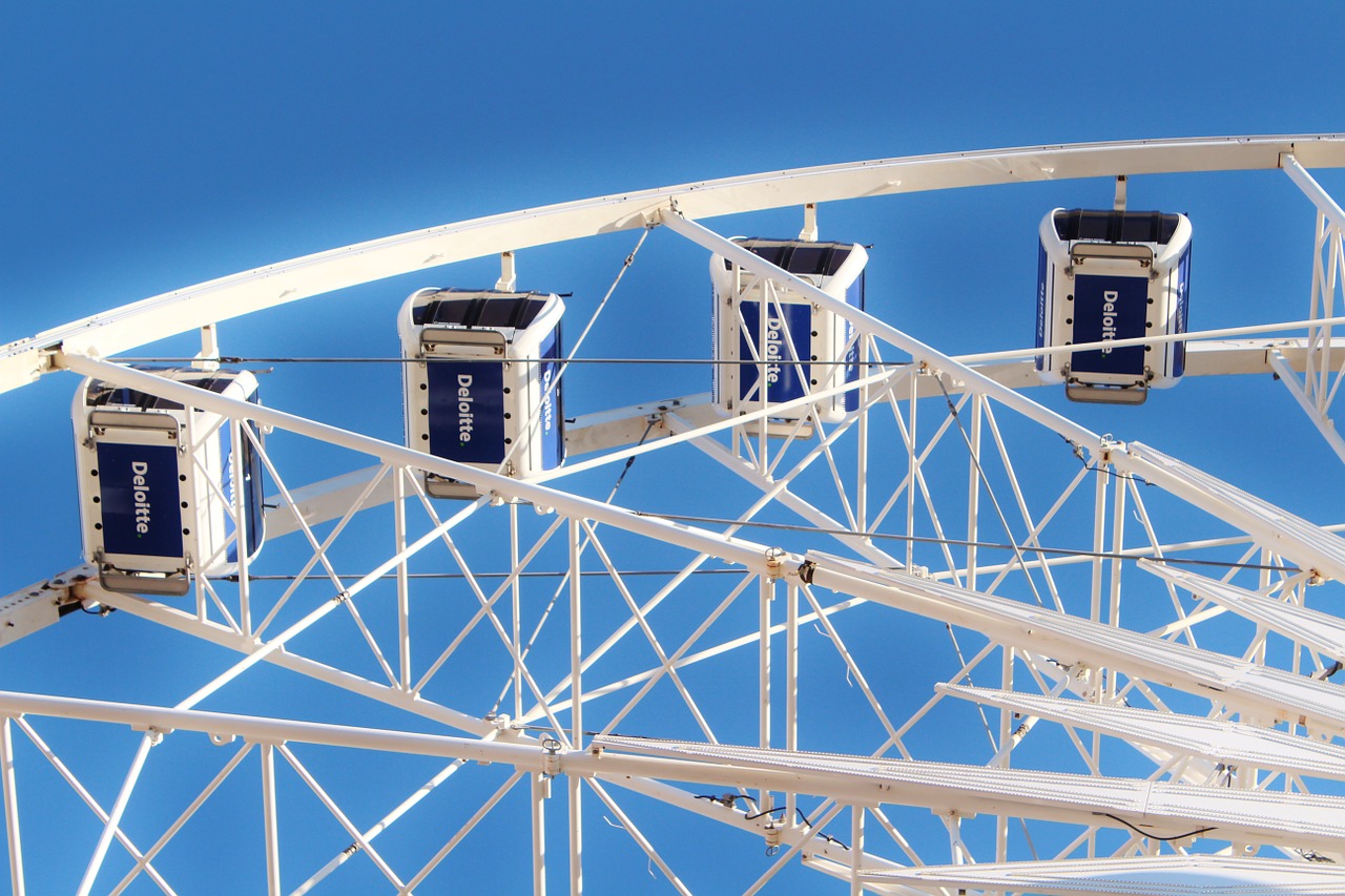 ferris wheel gondolas construction free photo