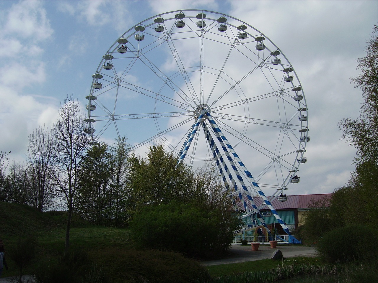 ferris wheel park entertainment free photo