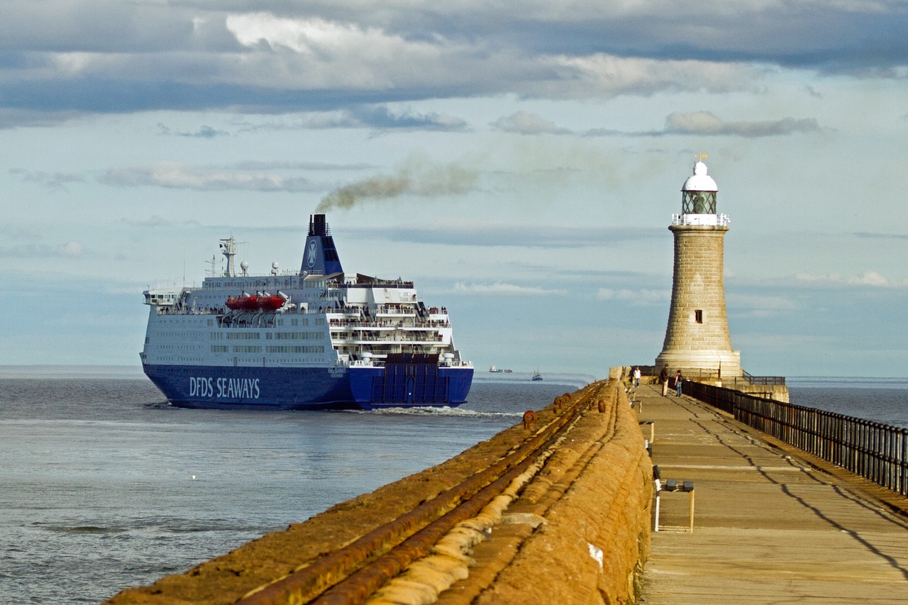 ferry holland tyne mouth free photo