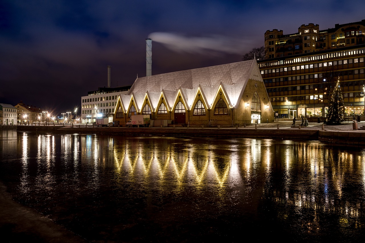 feskekyrkan fiskekyrka gothenburg free photo