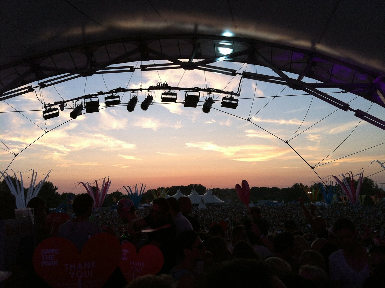 festival sunset love free photo