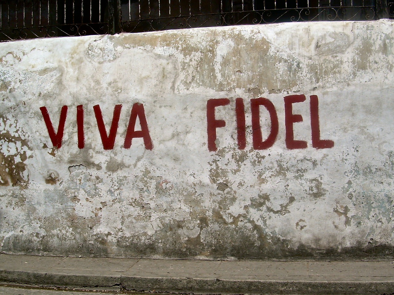 fidel castro cuba mural free photo