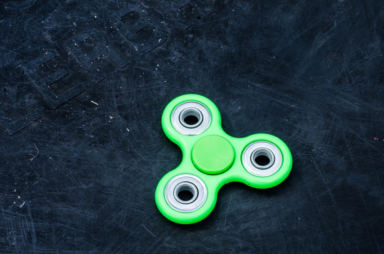 fidget spinner spin play free photo