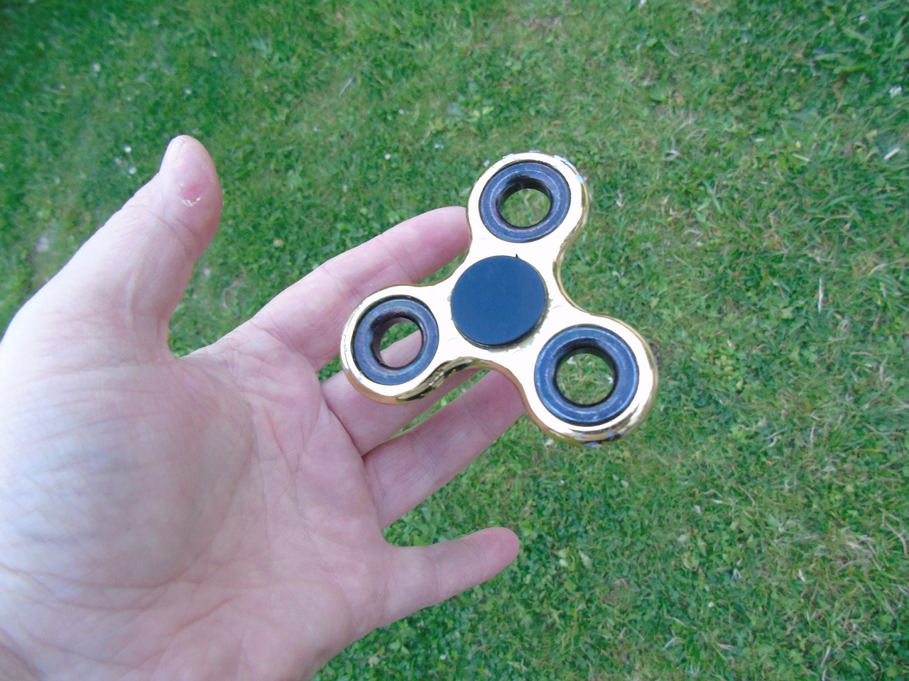 fidget spinner spinner toy free photo