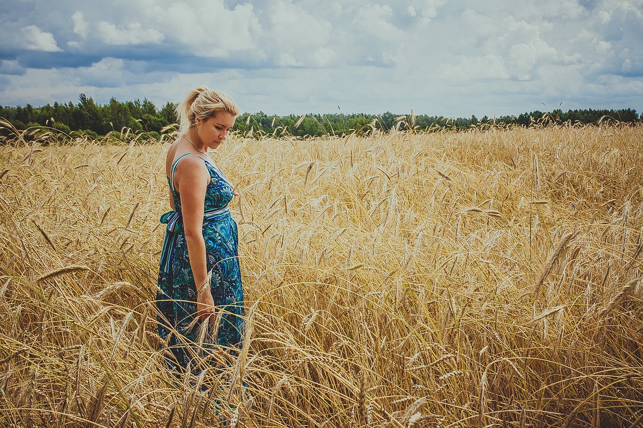 field girl summer free photo