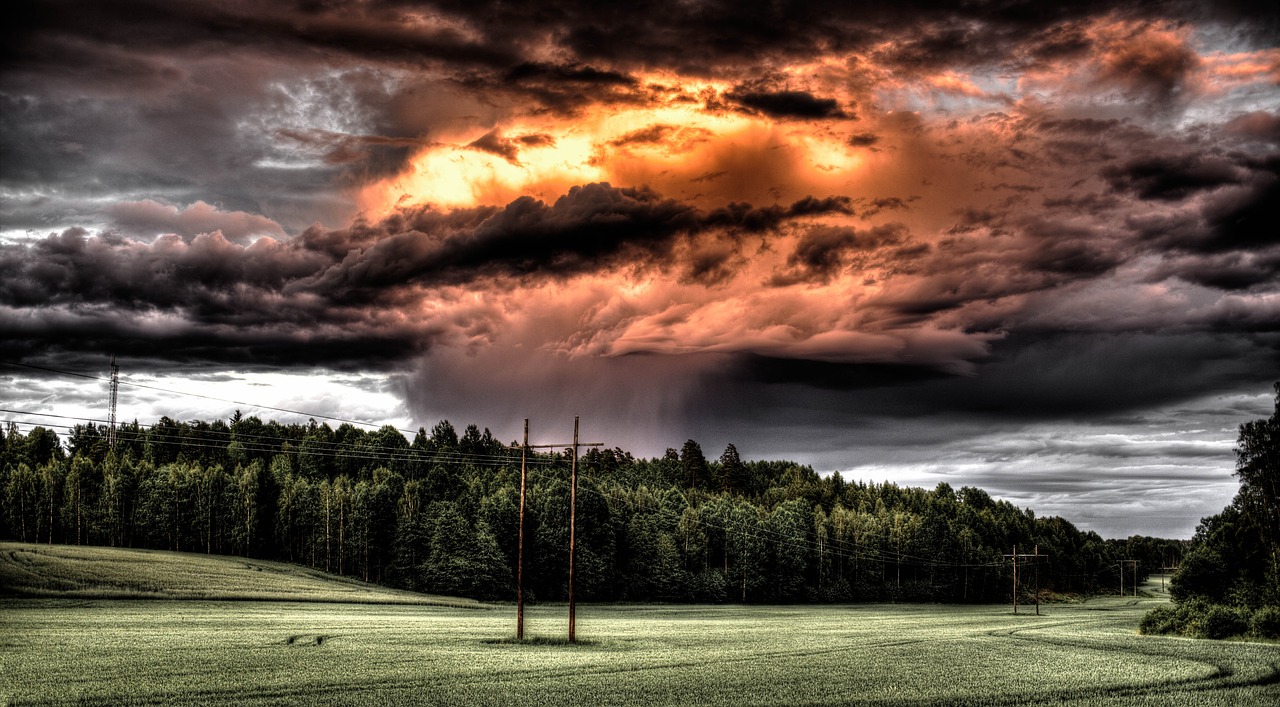 field cloud countryside free photo