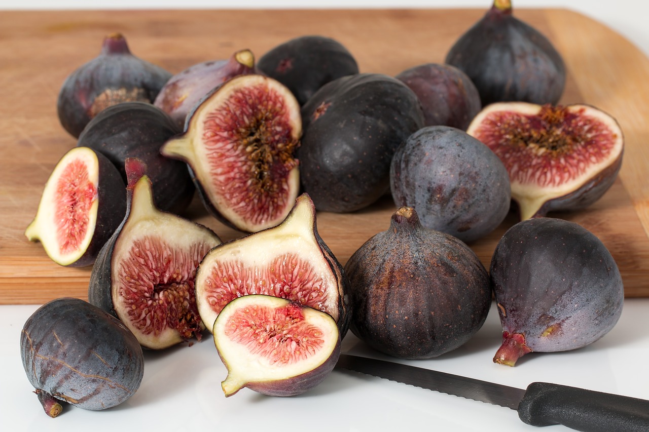 fig fruit nutrition free photo