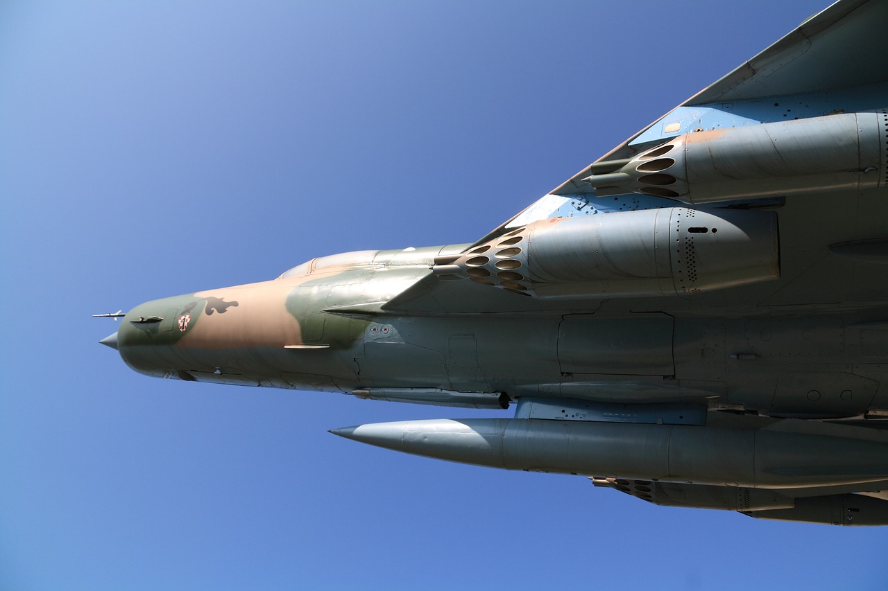 fighter jet plane free photo
