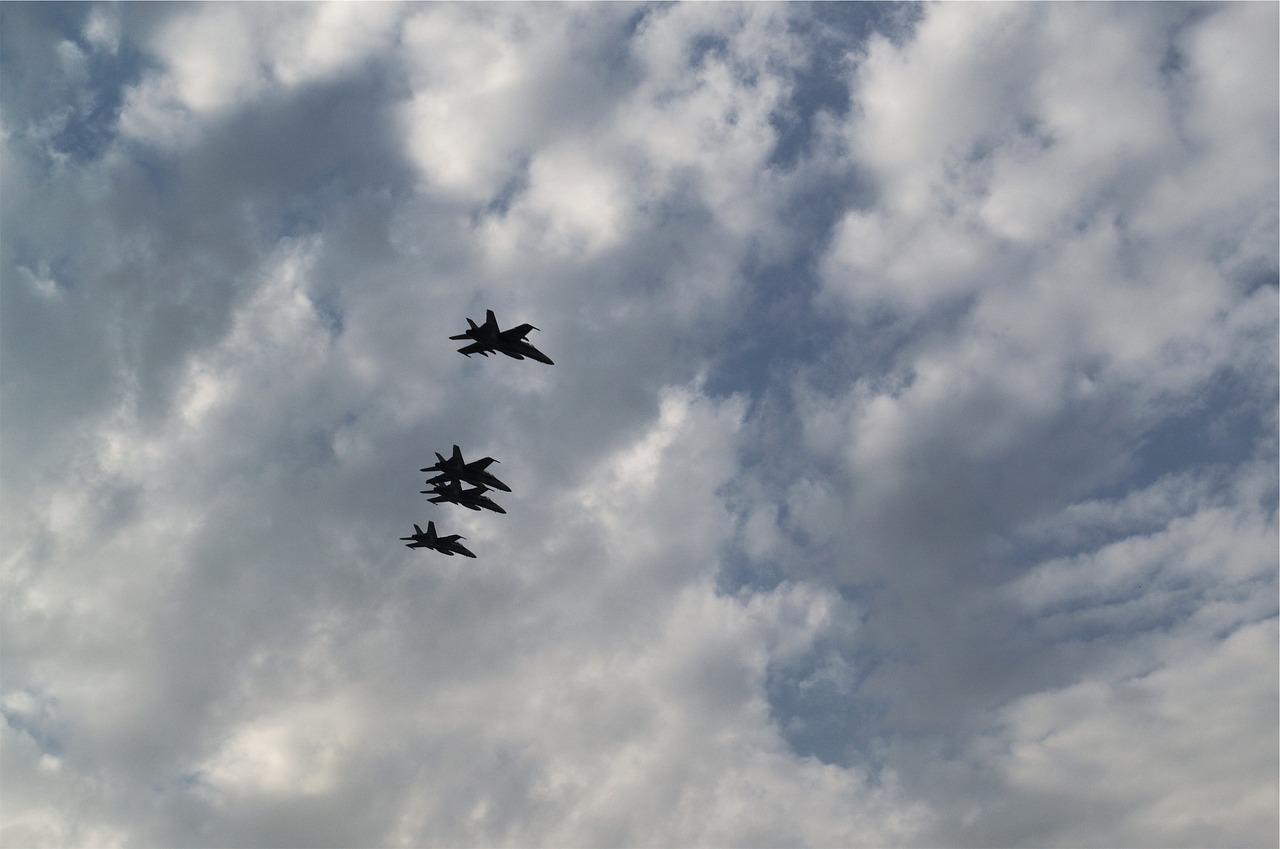 fighter jets air force planes free photo