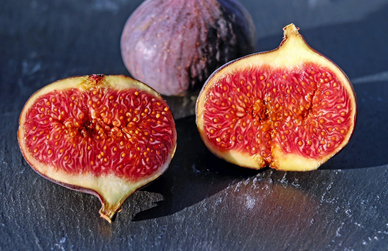 figs red coward fruit free photo