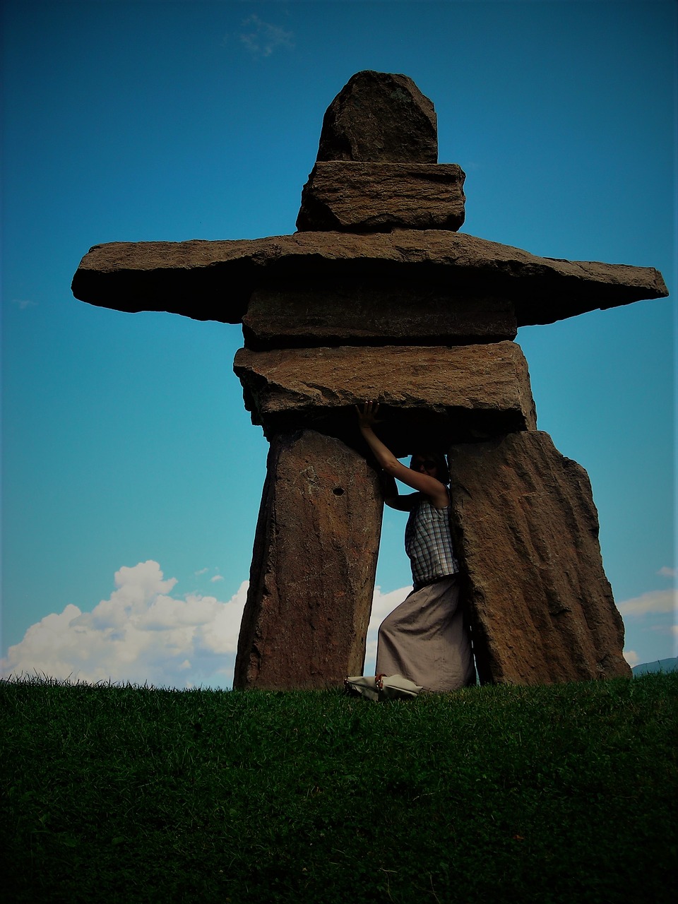 figure stone monument free photo