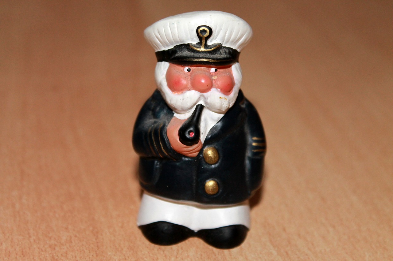 figure captain sailor free photo