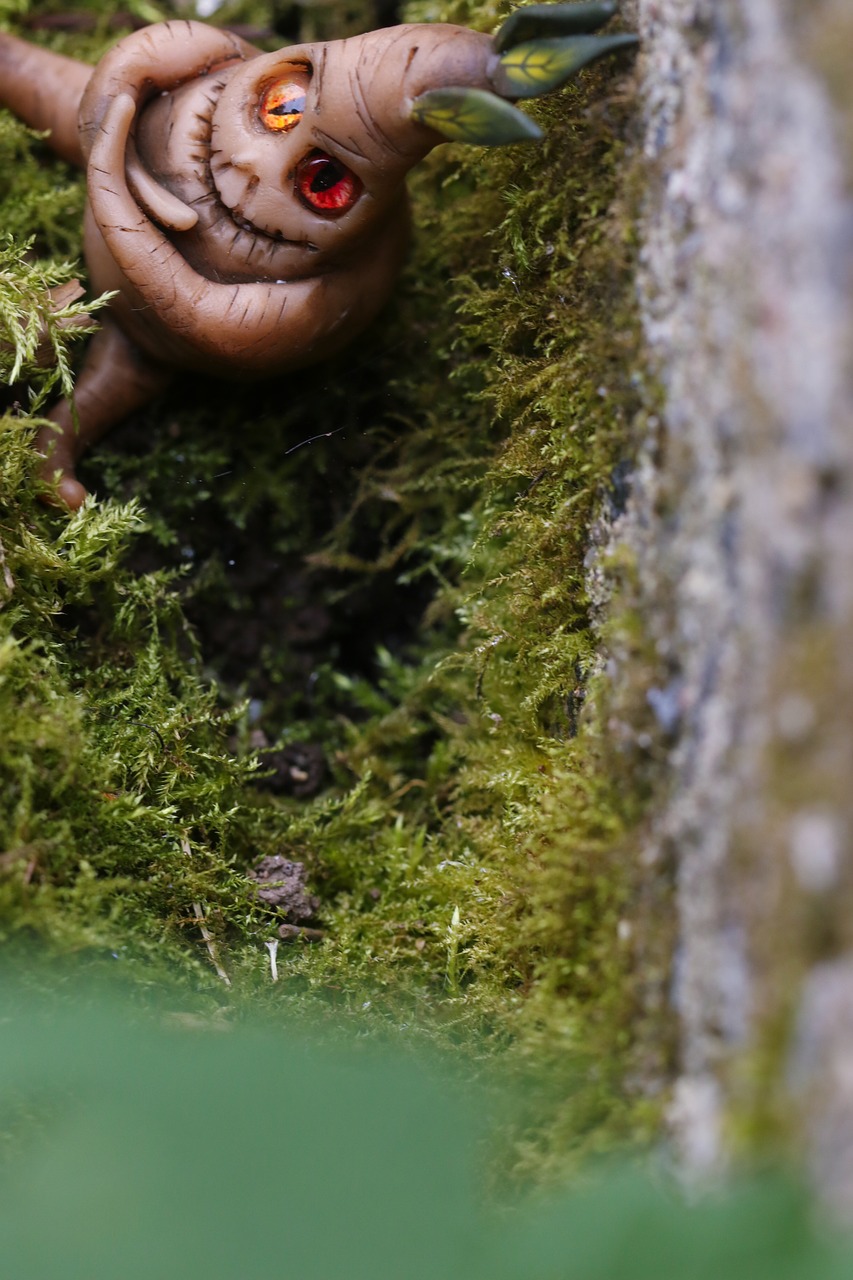 figure toy moss free photo