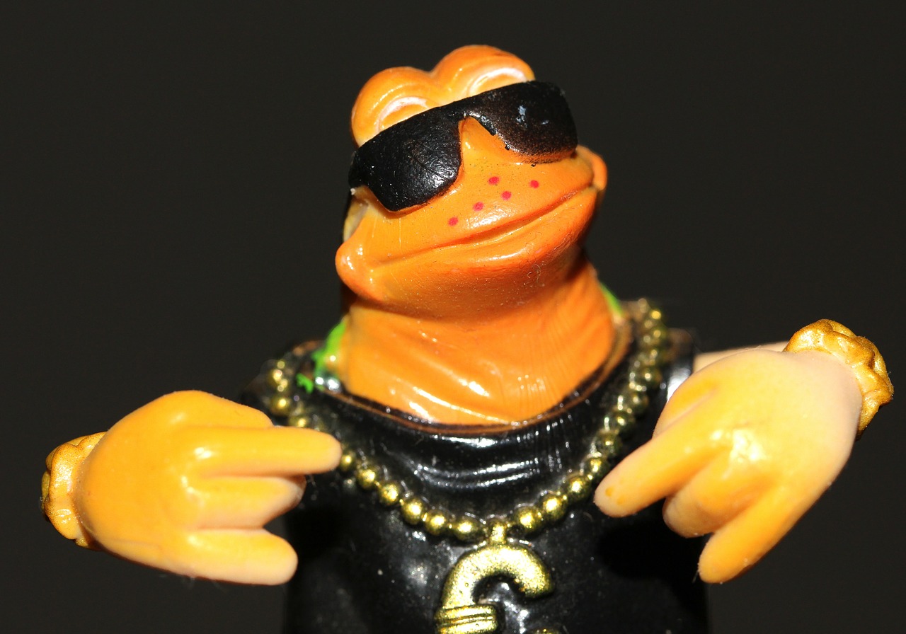 figure game figure frog free photo