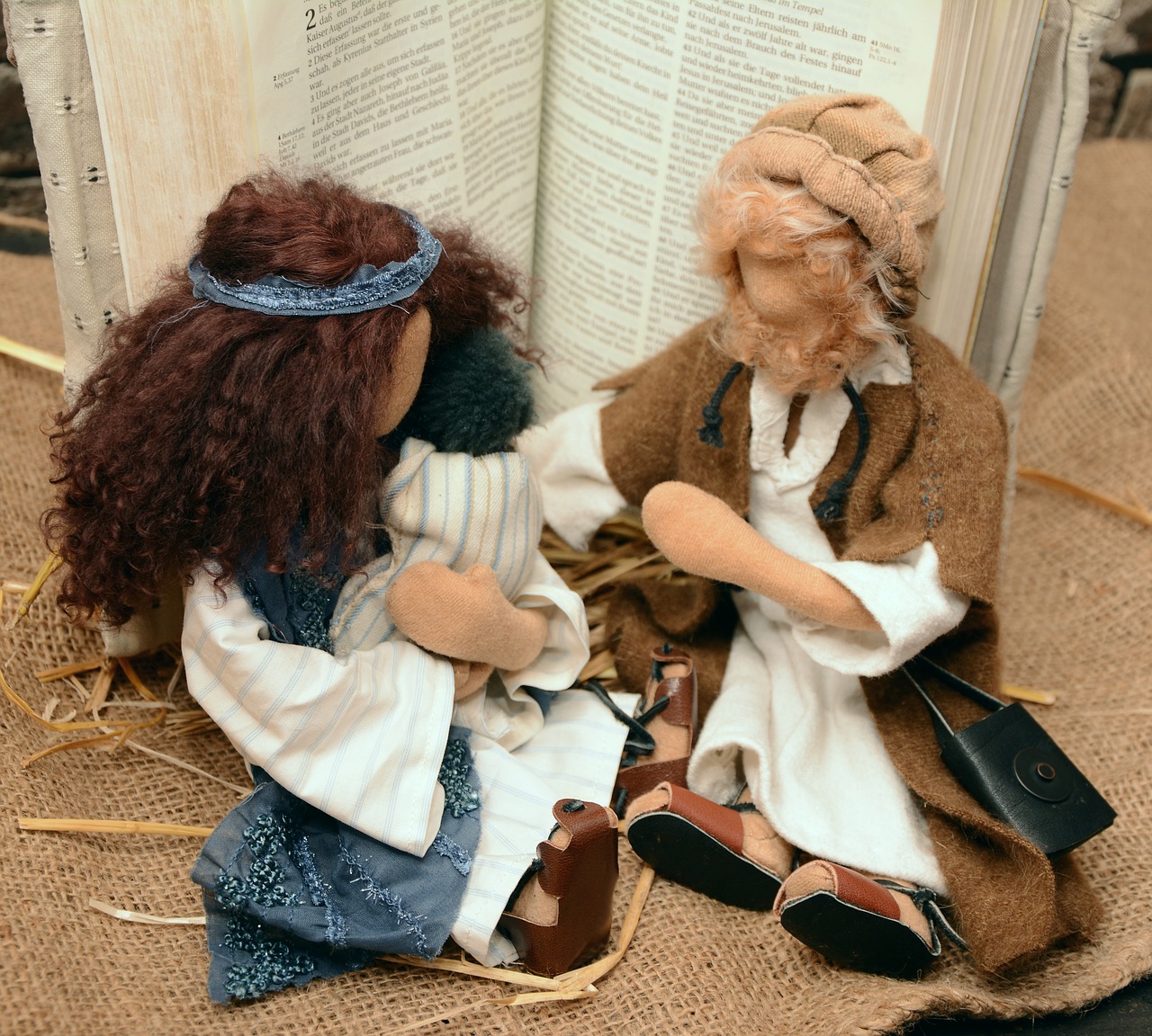 figures dolls biblical narrative figures free photo