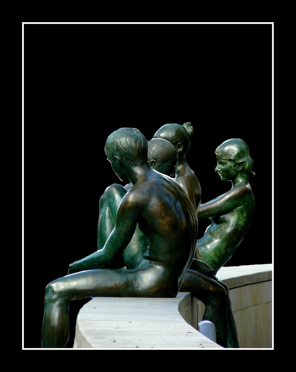 figures bronze sculpture bronze figures free photo