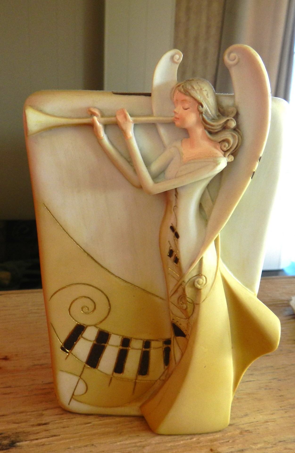 figurine angel music free photo