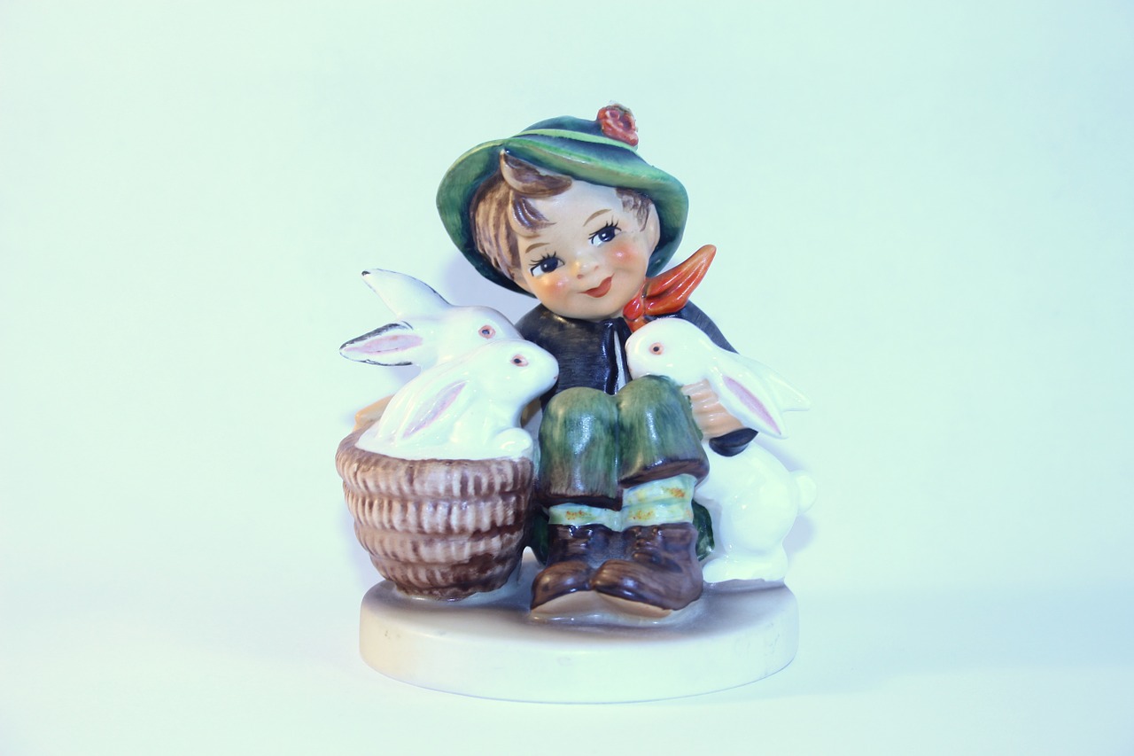 figurine boy himmel free photo