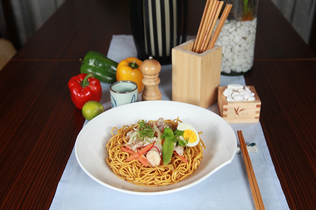 filipino cuisine noodles stirfry free photo