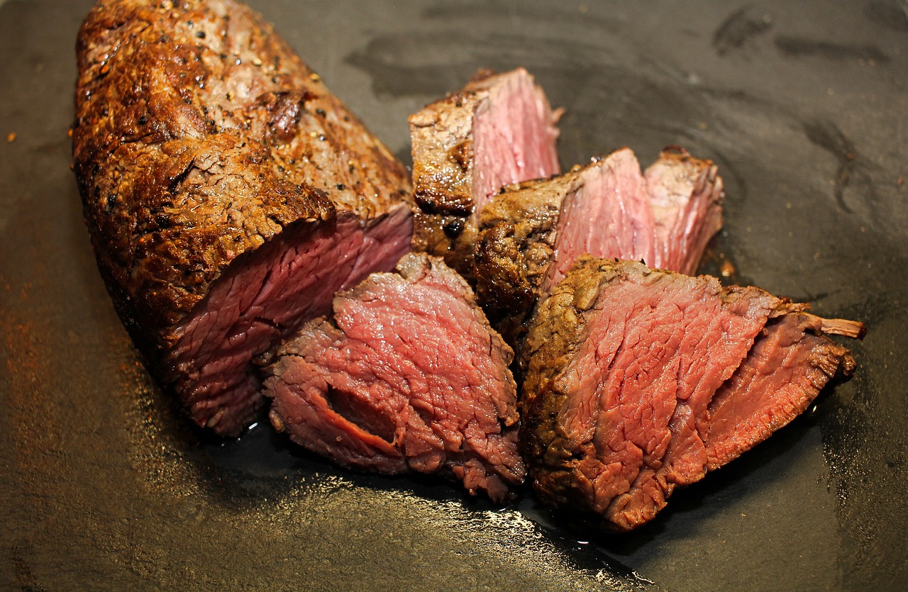 fillet of beef  fillet  steak free photo