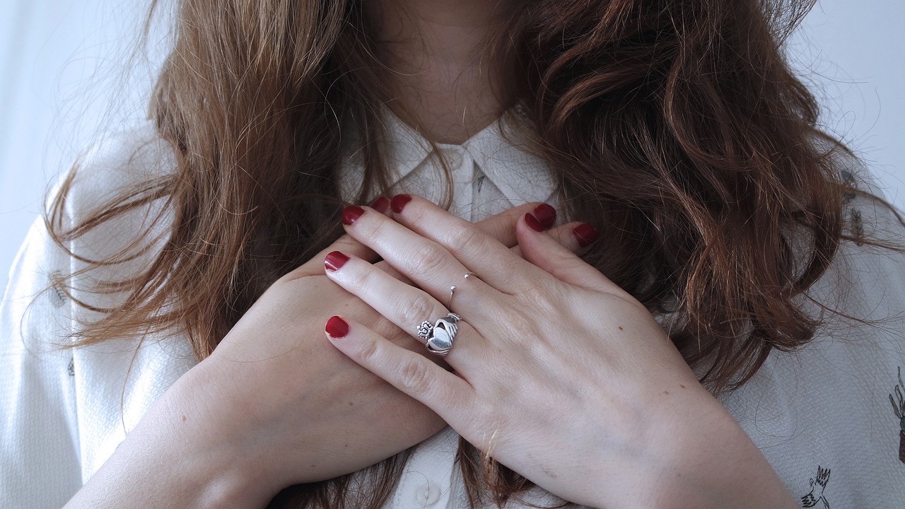 fingers girl hair free photo