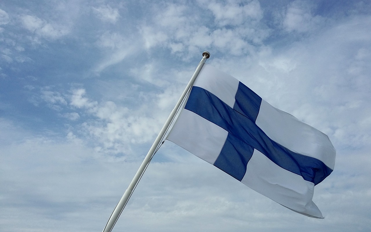 finland  flag  sky free photo
