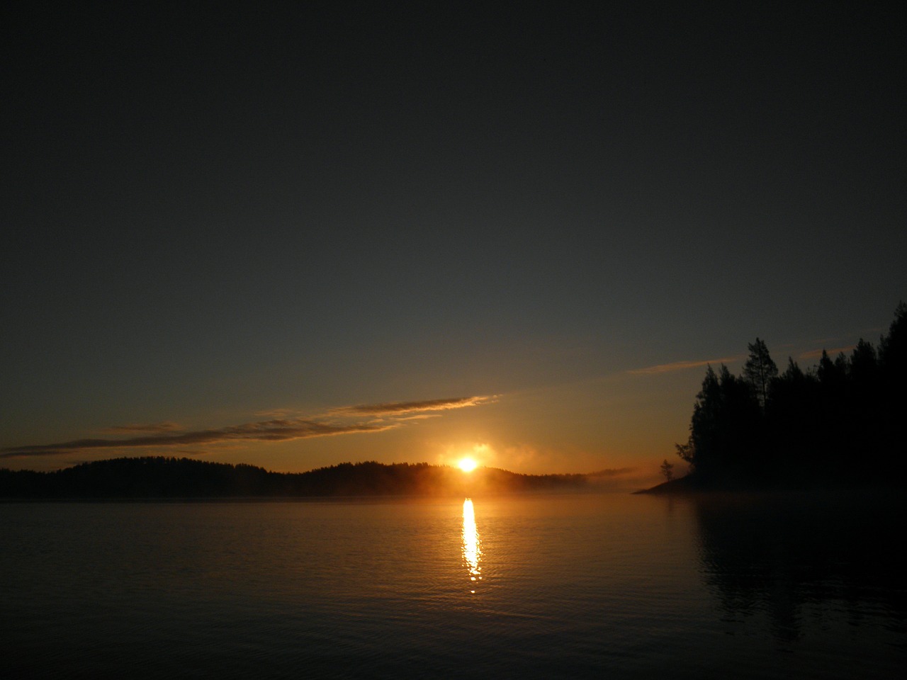 finnish savonlinna lake in finland free photo