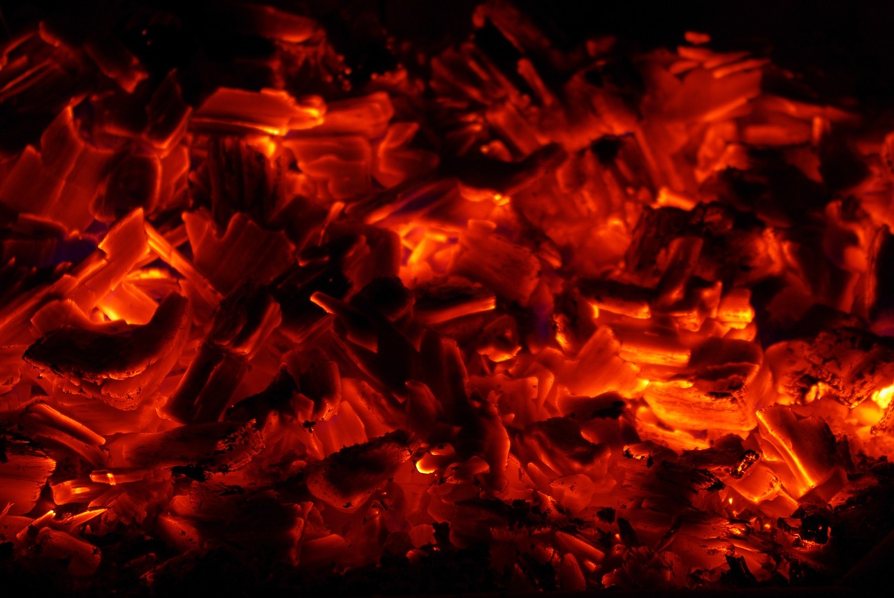 fire embers carbon free photo