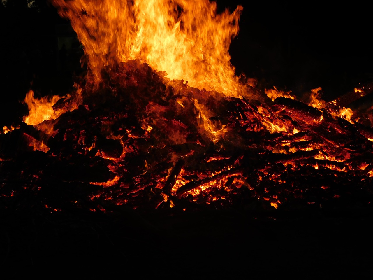 fire flame burn free photo