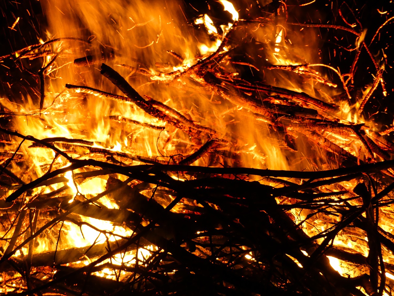 fire easter fire flame free photo